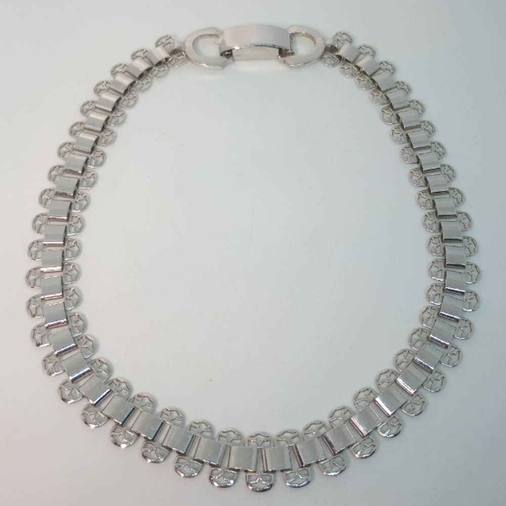 * vintage Sperry Perky Modes silver tone choker necklace
